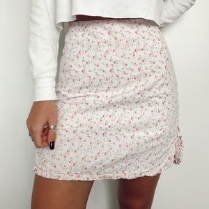 SOLD on @bluehoneythrift instagram • ‘ *